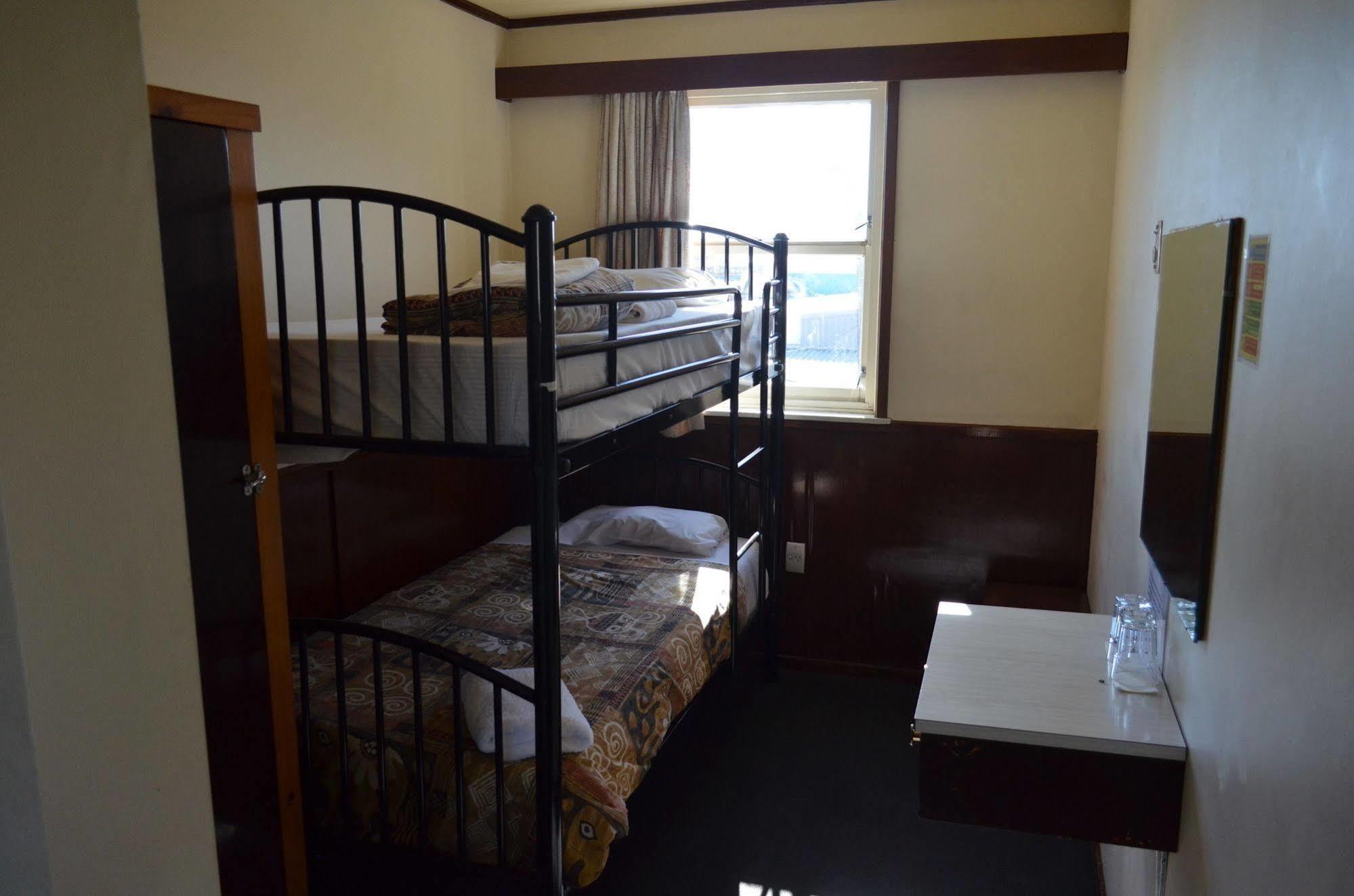 Wakatu Hotel Nelson Buitenkant foto